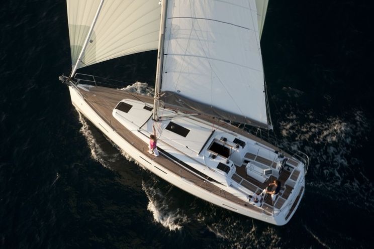 Charter Yacht Sun Odyssey 409 - 3 Cabins - Tropea - Naples - Amalfi Coast