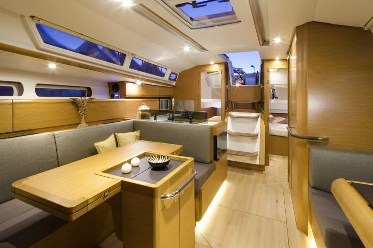 Charter Yacht Sun Odyssey 409 - 3 Cabins - Tropea - Naples - Amalfi Coast