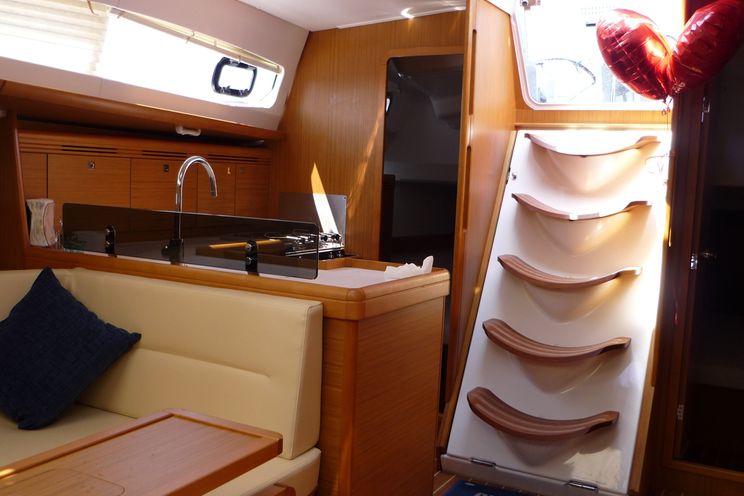 Charter Yacht Sun Odyssey 42DS(2011)- 3 Cabins - Athens