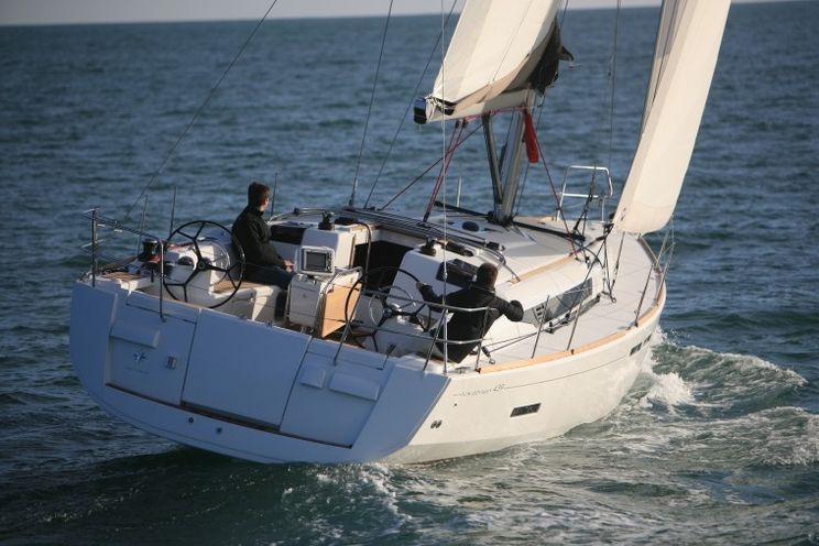 Charter Yacht Sun Odyssey 439 - 4 Cabins - San Antonio - Ibiza