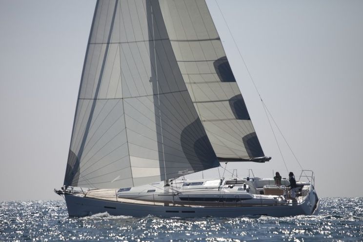 Charter Yacht Sun Odyssey 439 - 4 Cabins - Ibiza