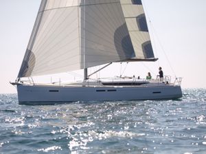 Sun Odyssey 449 - 4 Cabins - Naples - Amalfi Coast Sun Odyssey 449 - 4 Cabins - Naples - Amalfi Coast