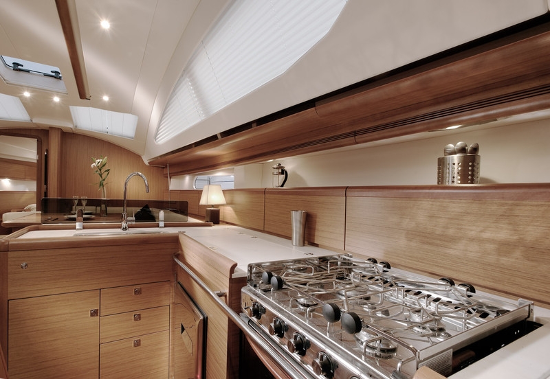 Charter Yacht Sun Odyssey 45 DS - 3 Cabins - Antibes