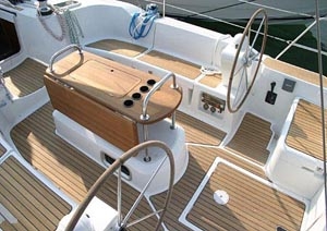 Charter Yacht Sun Odyssey 45 - 3 Cabins - Athens