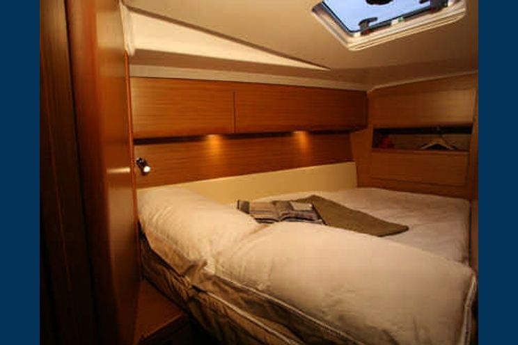 Charter Yacht Jeanneau Sun Odyssey 50 DS - 4 + 1 Cabins - Denia