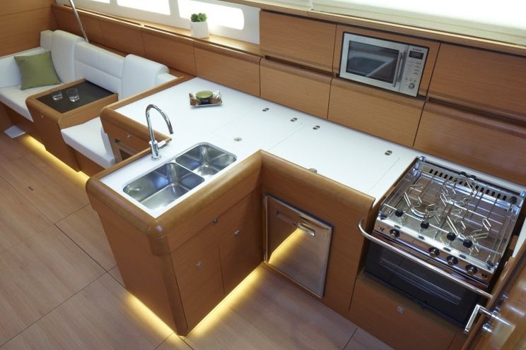 Charter Yacht RIOJA
