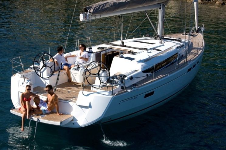 Charter Yacht RIOJA