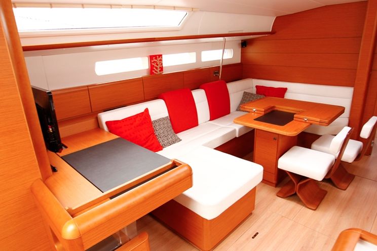 Charter Yacht Sun Odyssey 509 - 5 Cabins - Castellammare di Stabia - Italy