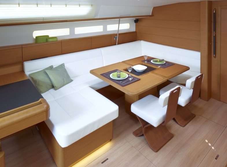 Charter Yacht Sun Odyssey 509 - 5 Cabins - Portisco - Sardinia