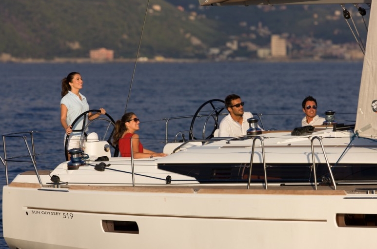 Charter Yacht Sun Odyssey 519 - 7 Cabins - 2016 - Athens