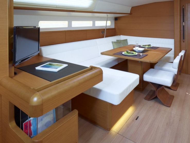 Charter Yacht Sun Odyssey 519 - 7 Cabins - 2016 - Athens