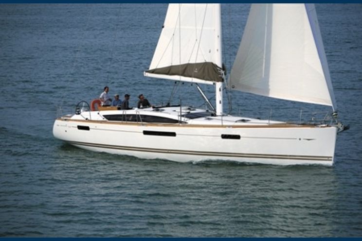 Charter Yacht Sun Odyssey 53 - 6 Cabins - Malta