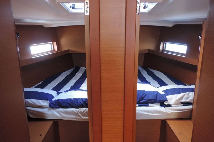 Charter Yacht Jeanneau Sun Loft 47 - 6 + 1 Cabins - 2020 - Gocek - Bodrum - Marmaris