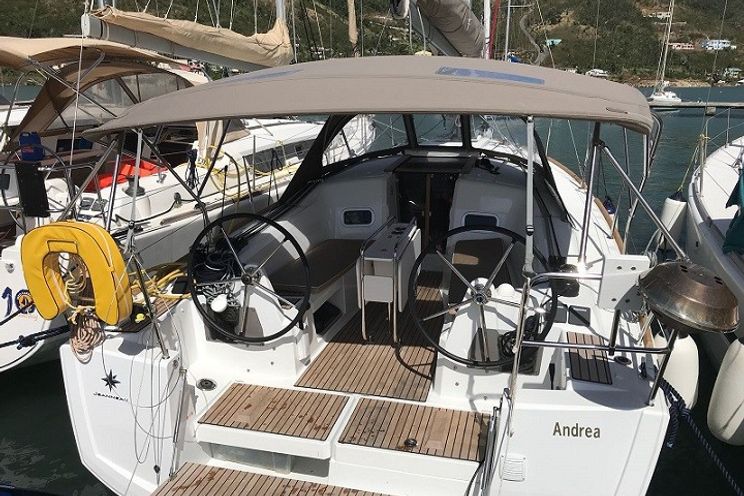 Charter Yacht Sun Odyssey 349 - 3 Cabins - Tortola - BVI