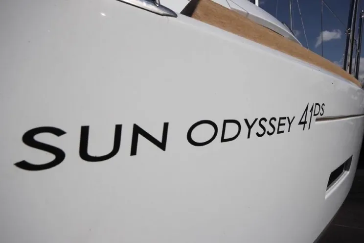 Charter Yacht Jeanneau Sun Odyssey 41DS - 2 Cabins - 2016 - Annapolis - Chesapeake Bay