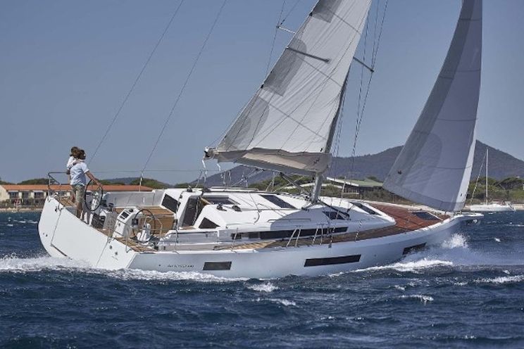 Charter Yacht Sun Odyssey 440 - 2021 - 4 Cabins(4 double)Athens - Skiathos - Volos