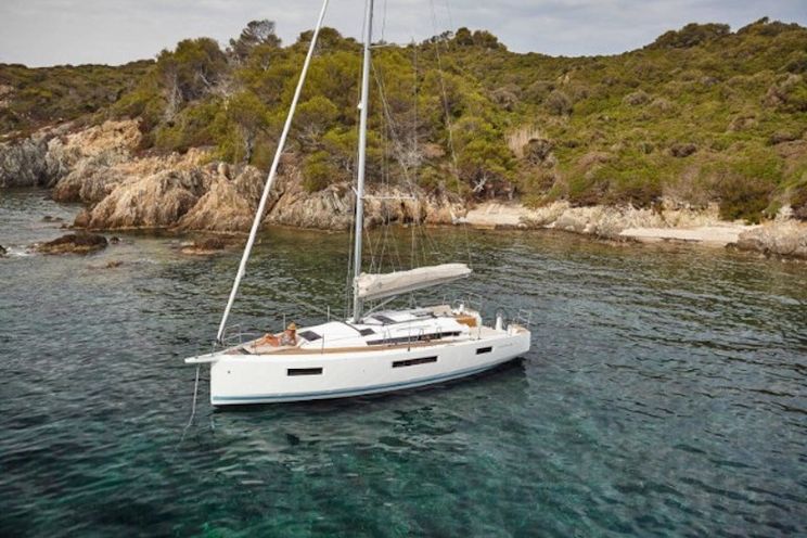 Charter Yacht Sun Odyssey 440 - 2020 - 4 Cabin(4 double)- Athens - Lavrion