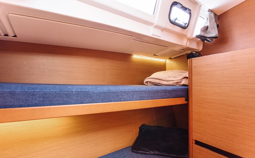 Charter Yacht Sun Odyssey 490 - 4 + 1 cabins(4 double 1 bunk)- 2019 - Portisco