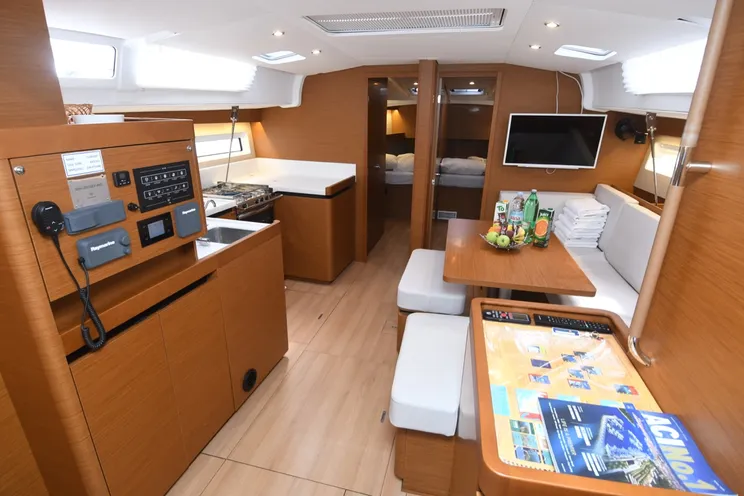 Charter Yacht Sun Odyssey 490 - 2019 - 4 Cabins(4 double)- Dubrovnik