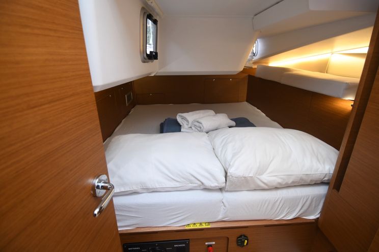 Charter Yacht Sun Odyssey 490 - 2019 - 4 Cabins(4 double)- Dubrovnik