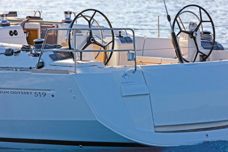 Charter Yacht Sun Odyssey 519 - 5 Cabins(4 double 1 bunk)- 2019 - Athens