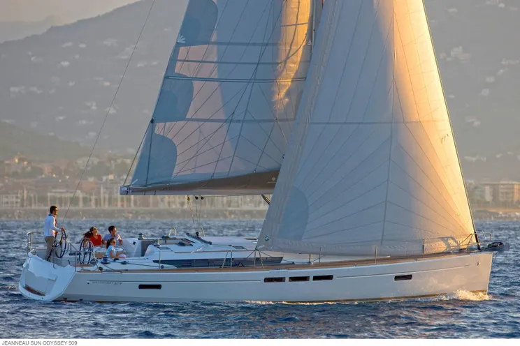 Charter Yacht Sun Odyssey 519 - 5 Cabins(4 double 1 bunk)- 2019 - Athens