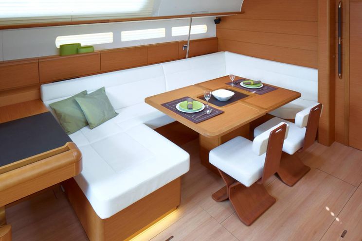 Charter Yacht Sun Odyssey 519 - 5 Cabins(4 double 1 bunk)- 2019 - Athens