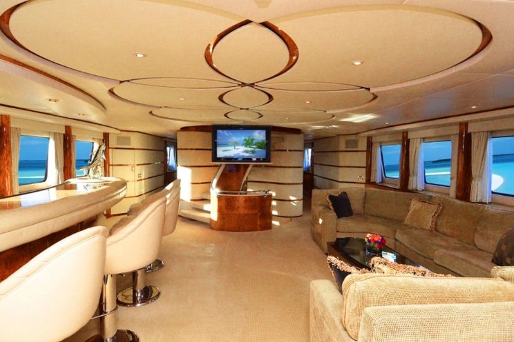 Charter Yacht SUNARK - Heesen 120 - 4 Cabins - Bahamas - Nassau - Paradise Island