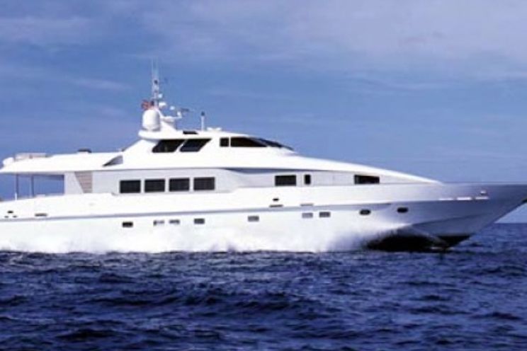 Charter Yacht SUNARK - Heesen 120 - 4 Cabins - Bahamas - Nassau - Paradise Island