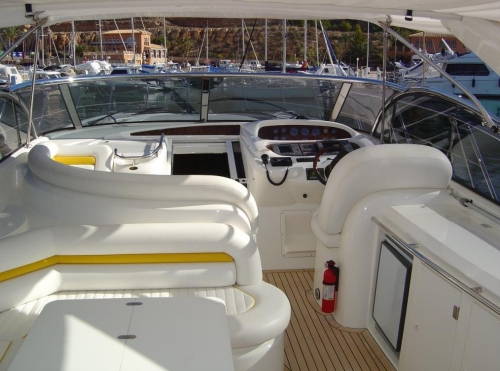 Charter Yacht Sunseeker Camargue 50 - 2 Cabins - Puerto Adriano - Puerto Portals - Palma de Mallorca