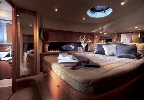 Charter Yacht Sunseeker Manhattan 60 - Day Charter up to 12 people - 3 cabins - Croatia - Split