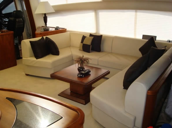 Charter Yacht Sunseeker Predator 82 - 4 Cabins - Cancun - Isla Mujeres - Playa Del Carmen