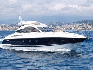 Sunseeker Camargue 50 - Day Charter for up to 12 guests - Barcelona