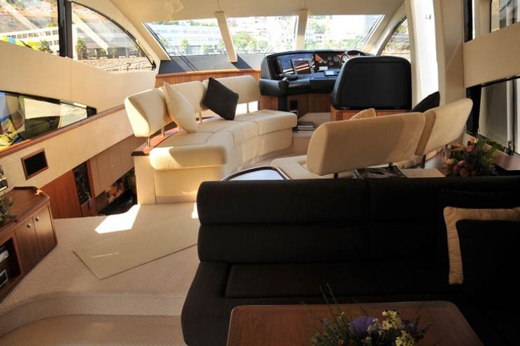 Charter Yacht Sunseeker Manhattan 60 - Day Charter up to 12 people - 3 cabins - Croatia - Split