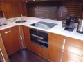 Sunseeker Mahattan 69 Sport Yacht - Kitchen Sunseeker Mahattan 69 Sport Yacht - Kitchen