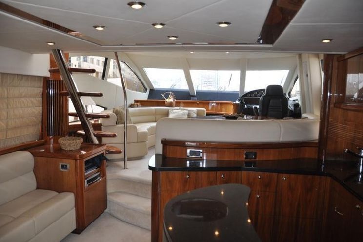 Charter Yacht Sunseeker Manhattan 66 - Cannes - Antibes - St Tropez - Monaco