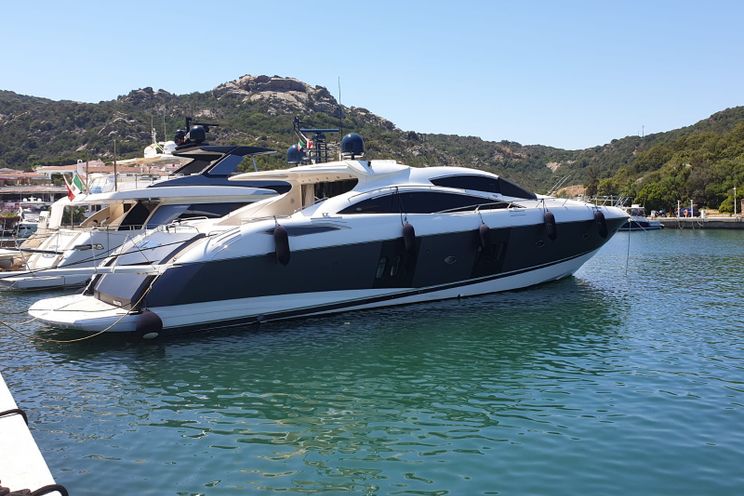 Charter Yacht Sunseeker Predator 68 - 2 Cabins - Poltu Quatu - Porto Cervo - Porto Rotondo