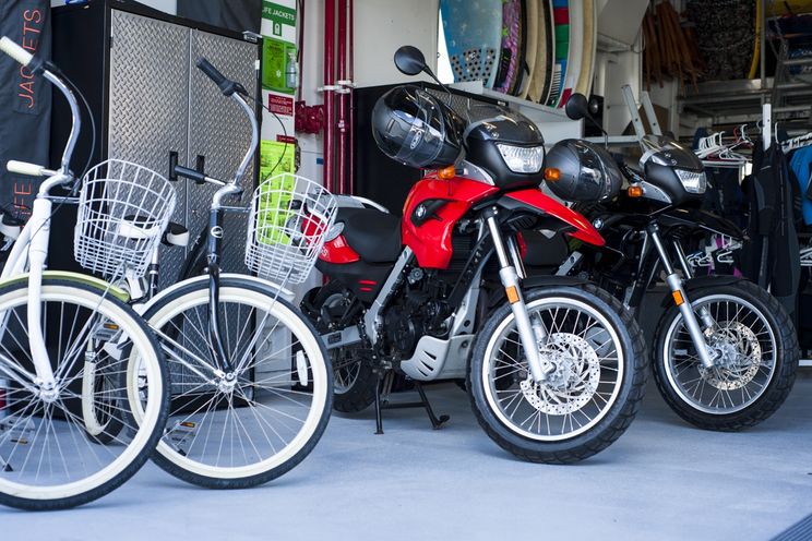 Charter Yacht SURI - 63m Halter Marine - 7 Cabins - New Zealand,Fiji,Tahiti and the South Pacific