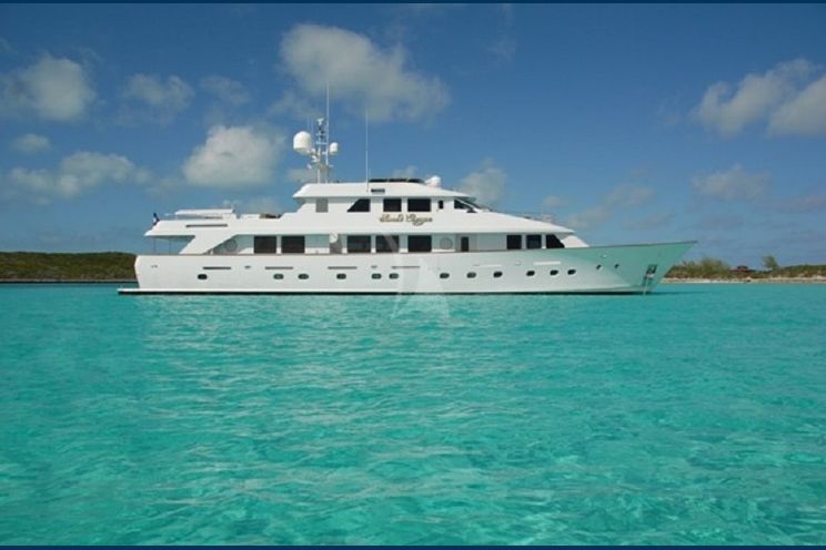 Charter Yacht SWEET ESCAPE - Christensen 130 - 6 Staterooms - Nassau - Staniel Cay - Bahamas