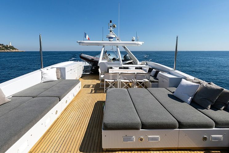 Charter Yacht TALILA - Mondomarine 29m - 4 Cabins - Monaco - Cannes - St Tropez - Antibes