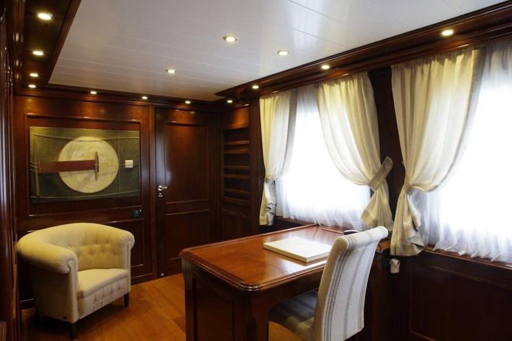 Charter Yacht TANANAI - Terranova 115 - 6 Staterooms - Capri - Amalfi Coast - Positano