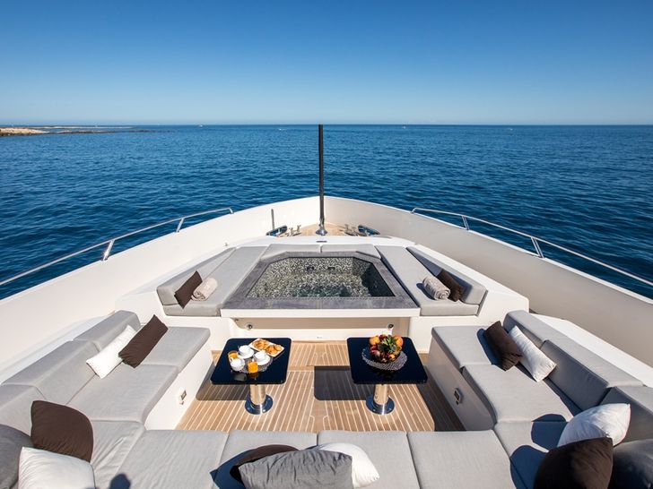 TATII Tamsen 41m Luxury Superyacht Bow