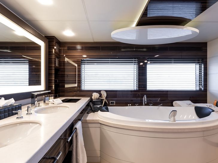 TATII Tamsen 41m Luxury Superyacht VIP Bathroom TATII Tamsen 41m Luxury Superyacht VIP Bathroom