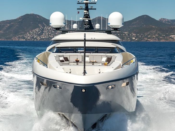 TATII Tamsen 41m Luxury Superyacht Front View Running TATII Tamsen 41m Luxury Superyacht Front View Running