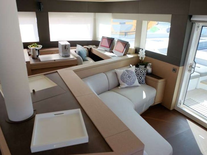 saloon