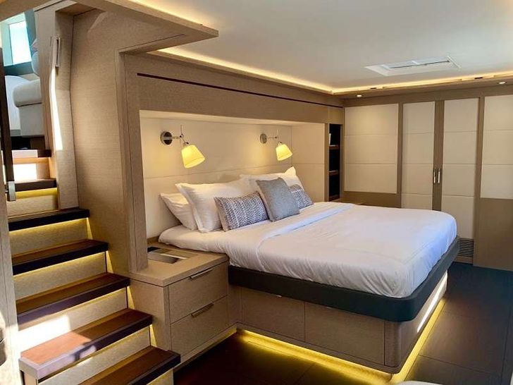 master cabin