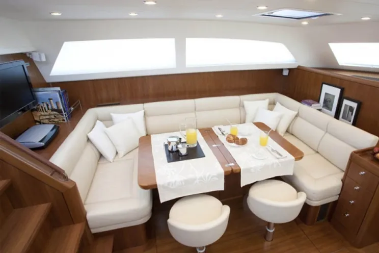 Charter Yacht Terra di Mezzo III - Solaris 72 - Sicily - Milazzo - Naples - West Med