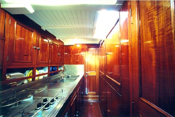 Charter Yacht THE BLUE PETER - Classic Yacht - 4 Cabins - English Harbour - St Barths - St Martin