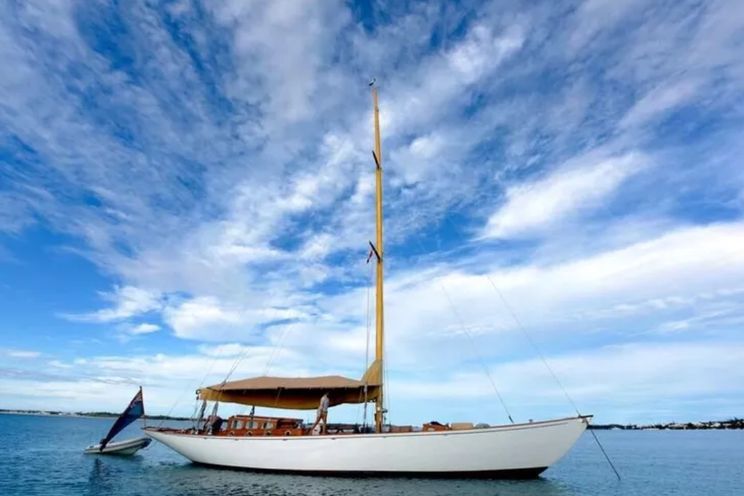 Charter Yacht THE BLUE PETER - Classic Yacht - 4 Cabins - English Harbour - St Barths - St Martin