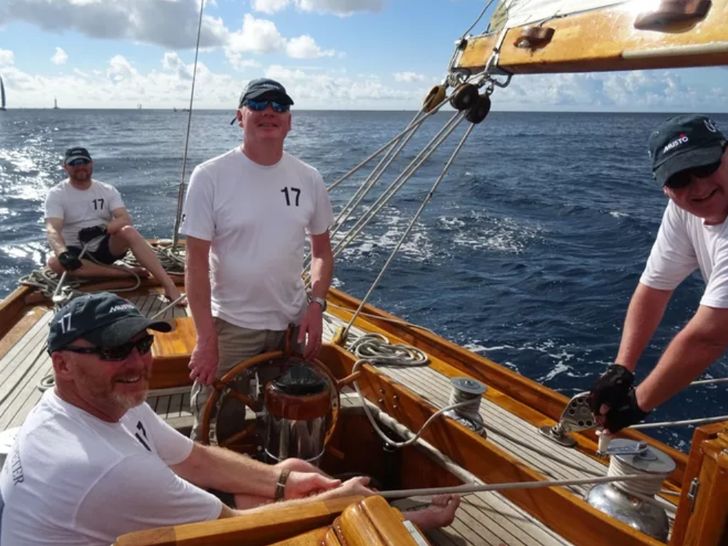 THE BLUE PETER Classic Yacht Crew